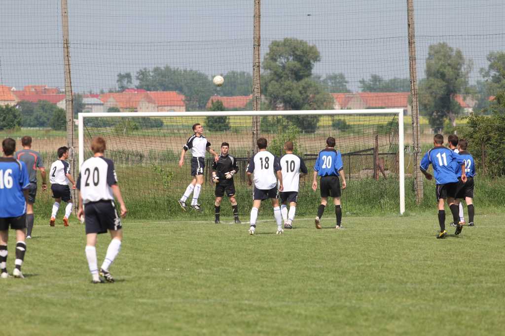 Błękitni - Górnik 2:4