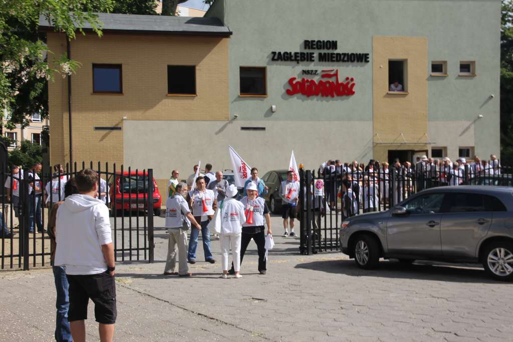 Pojechali pikietować do Wrocławia