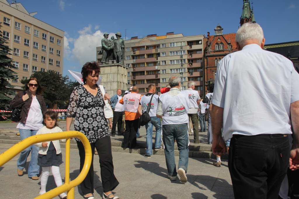 Pojechali pikietować do Wrocławia