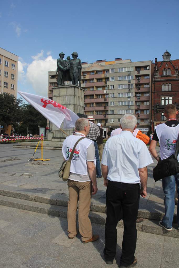 Pojechali pikietować do Wrocławia