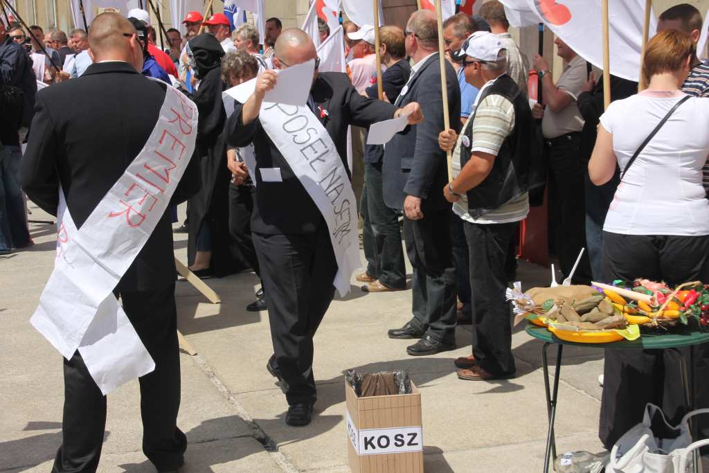 Pojechali pikietować do Wrocławia