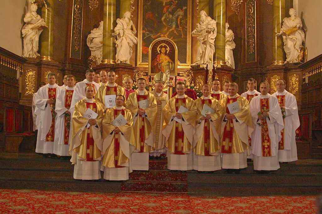 Wyświęcili diakonów w legnickiej Katedrze