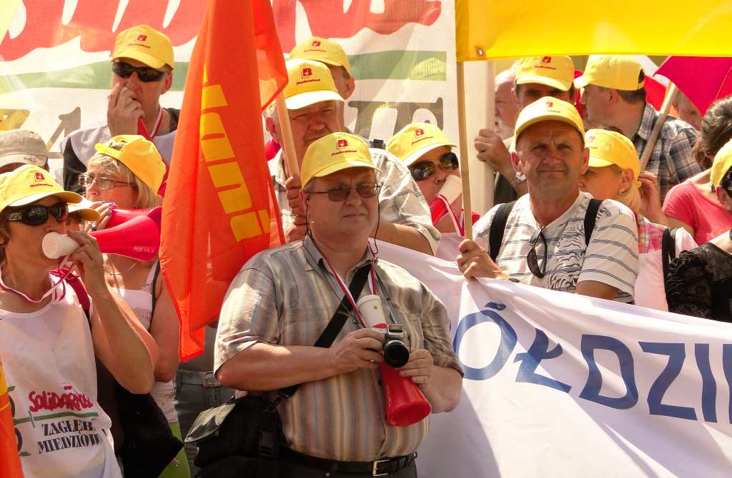 Związkowcy z Legnicy przed Sejmem
