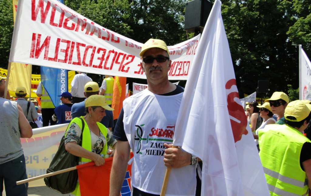 Związkowcy z Legnicy przed Sejmem
