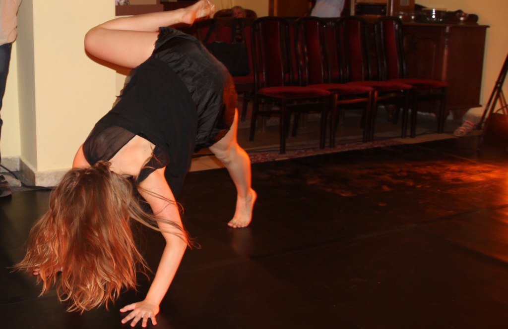 Teatr tańca w Caffe Modjeska