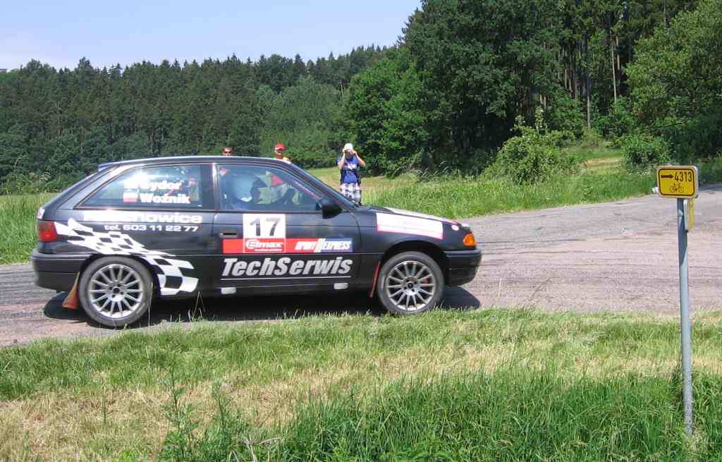 Podium legnickich rajdowców