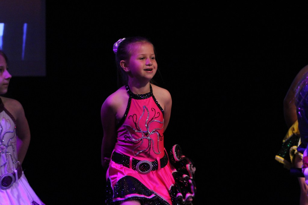Mini playbeck show