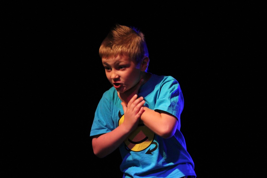Mini playbeck show
