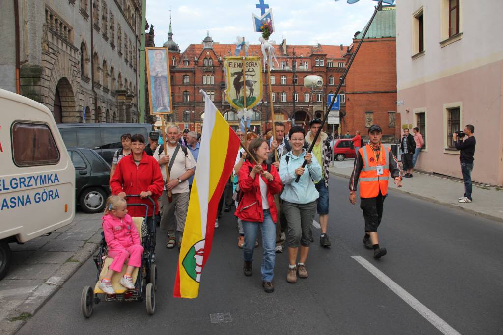 Pielgrzymi ruszyli na Jasną Górę