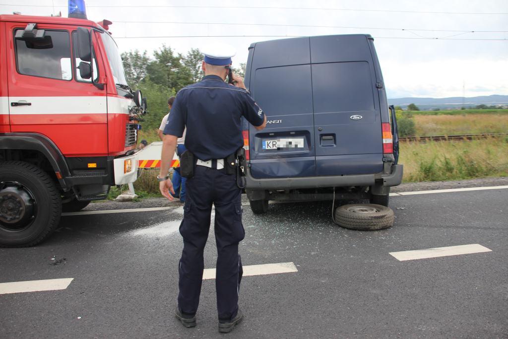 Wypadek przy zjeździe na A4