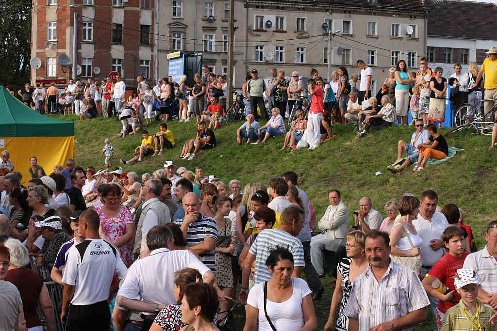 Mistrzostwa w lepieniu pierogów