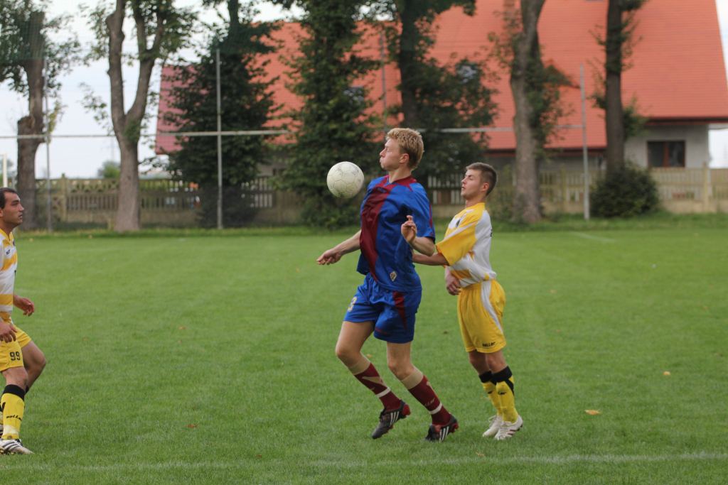 KS Legnickie Pole - Wilki