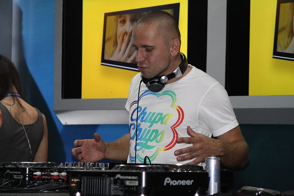 ELECTROCITY VI 2011