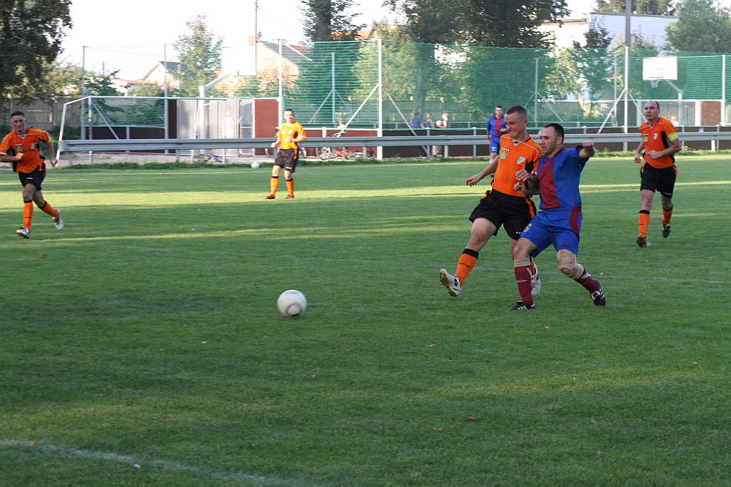 Legnickie Pole - Rataj 7:0
