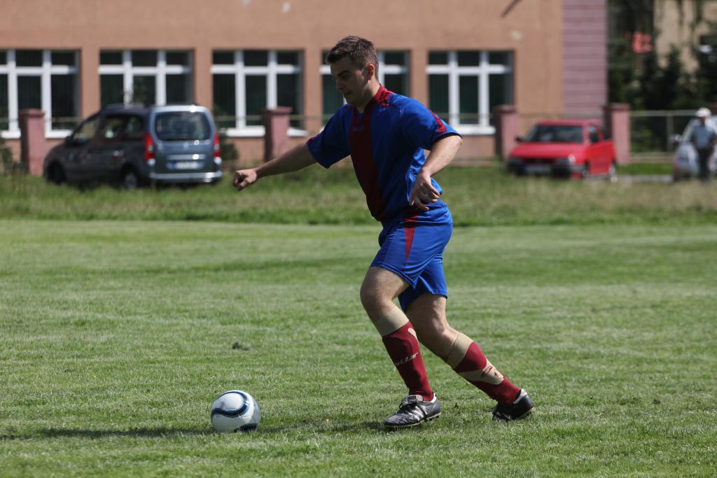 Czarni - KS Legnickie Pole