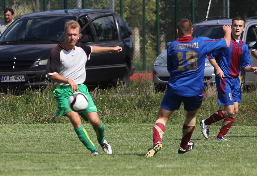 Czarni - KS Legnickie Pole