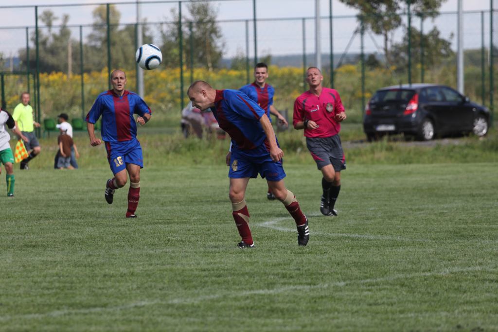 Czarni - KS Legnickie Pole