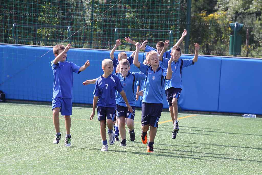 Wakacyjna przygoda z piłką