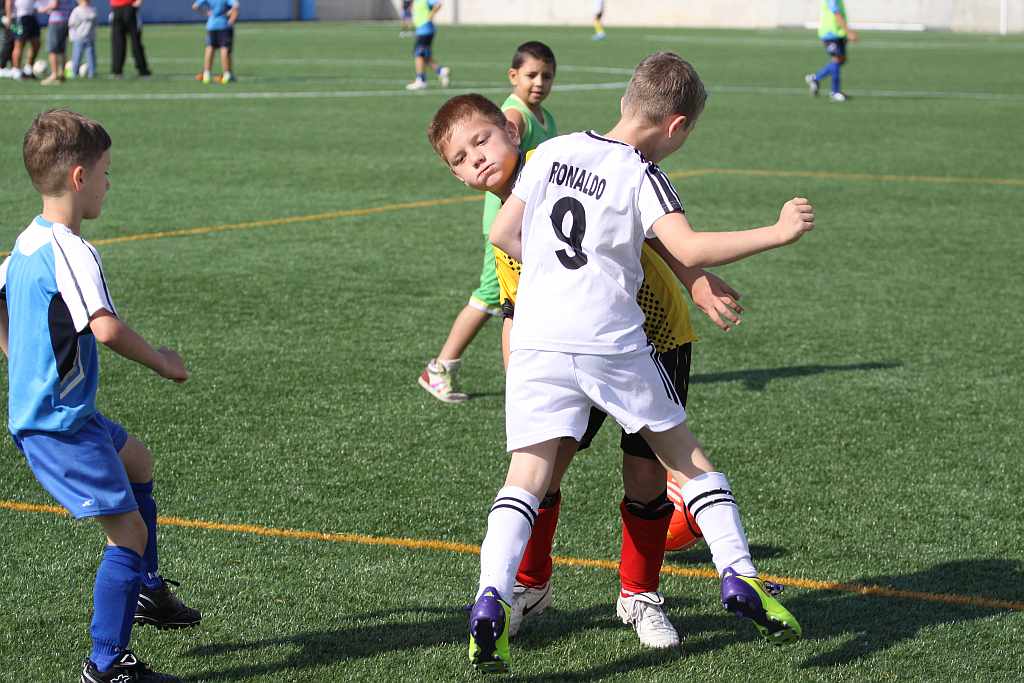 Wakacyjna przygoda z piłką