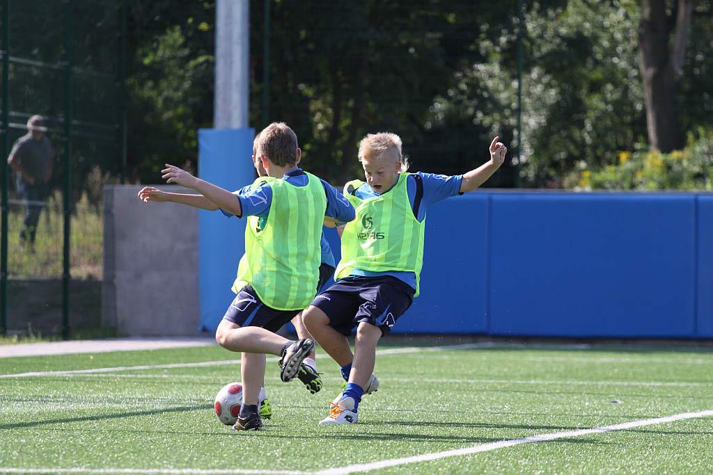 Wakacyjna przygoda z piłką