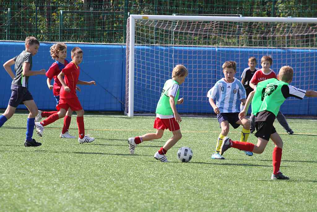 Wakacyjna przygoda z piłką