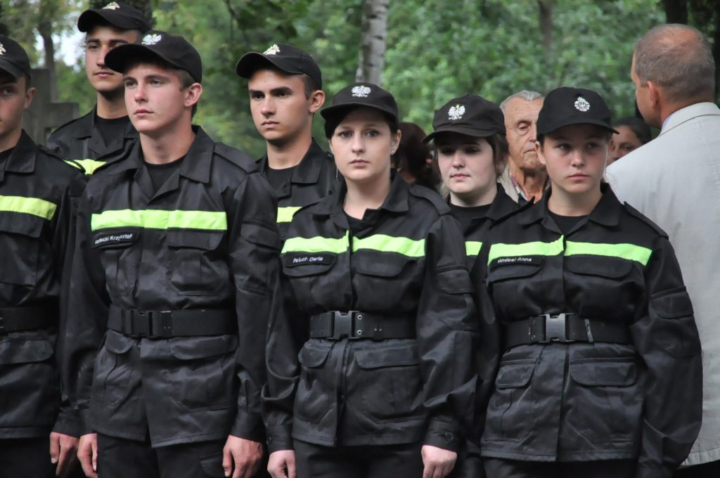Złożyli kwiaty ku pamięci pomordowanych