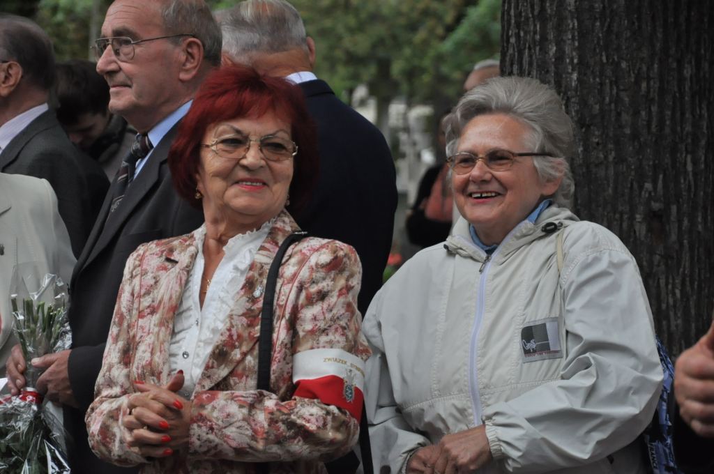 Złożyli kwiaty ku pamięci pomordowanych