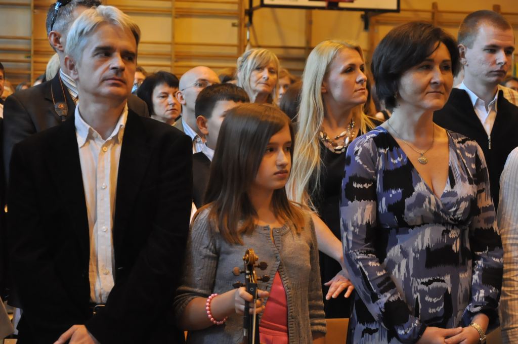 Sześćdziesięciu dziewięciu uczniów legnickich szkół dostało stypendia