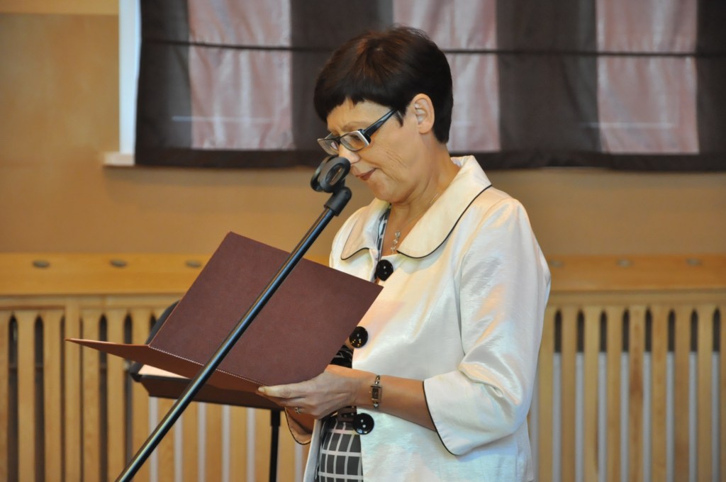 Sześćdziesięciu dziewięciu uczniów legnickich szkół dostało stypendia