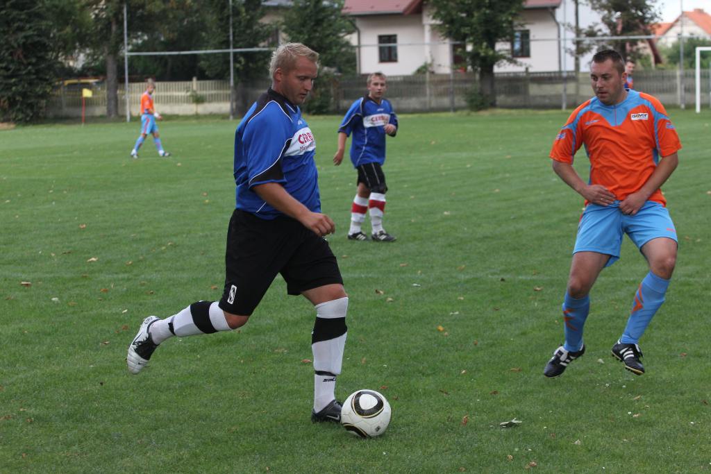 KS Legnickie Pole - Błękitni 7:4