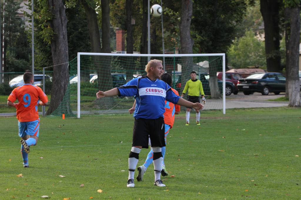 KS Legnickie Pole - Błękitni 7:4