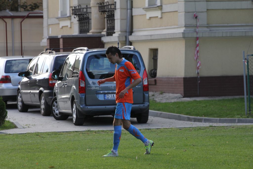 KS Legnickie Pole - Błękitni 7:4