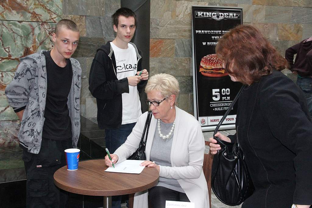 Anagramowali w Galerii Piastów