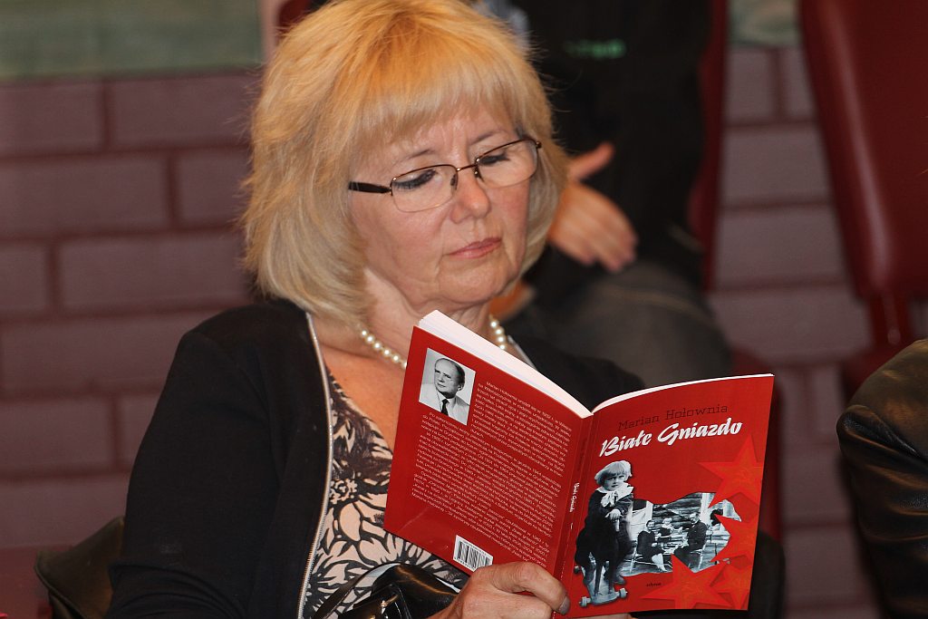 Białe Gniazdo. Spotkanie z autorem