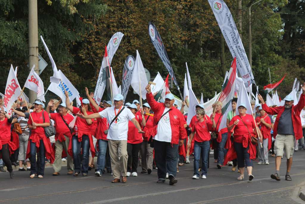 Związkowcy manifestowali we Wrocławiu