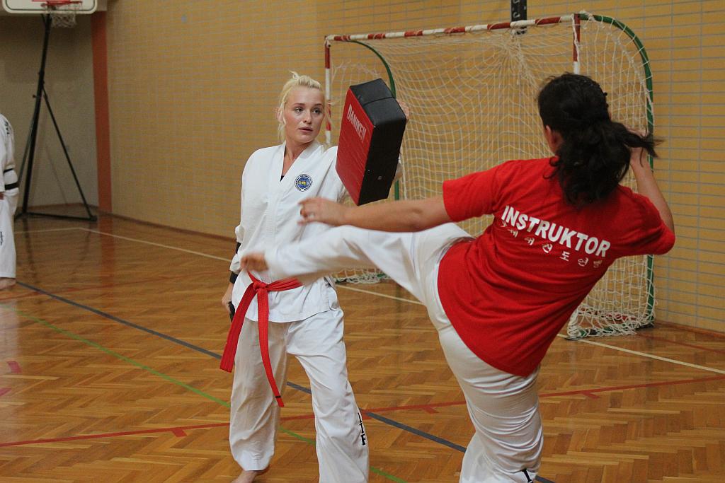 Trening Legnickiego Klubu Taekwon-do