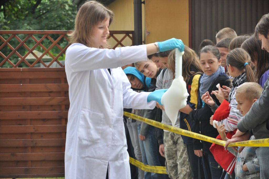 Chemia króluje na Dolnośląskim Festiwalu Nauki