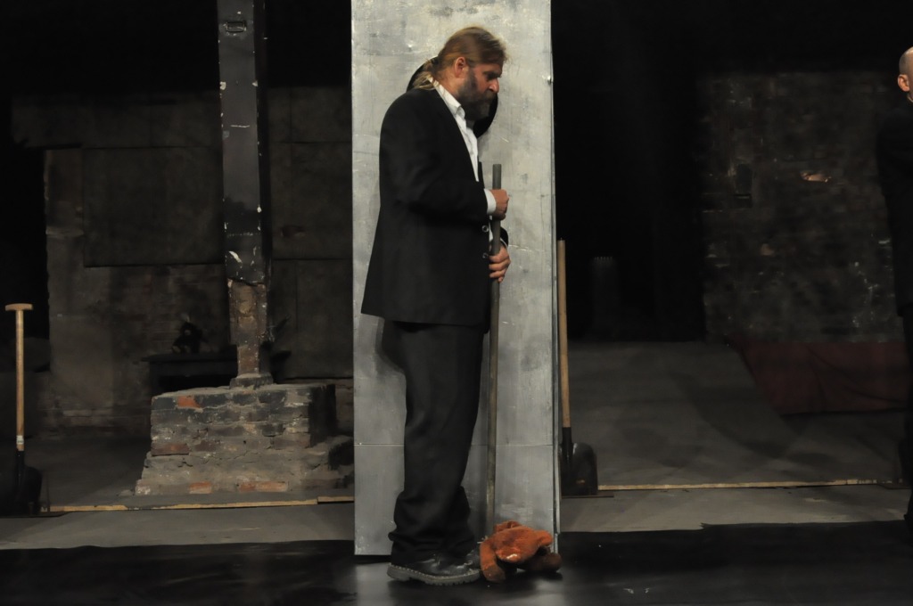 Drugi dzień z teatrem - Nie mówię tu o miłości