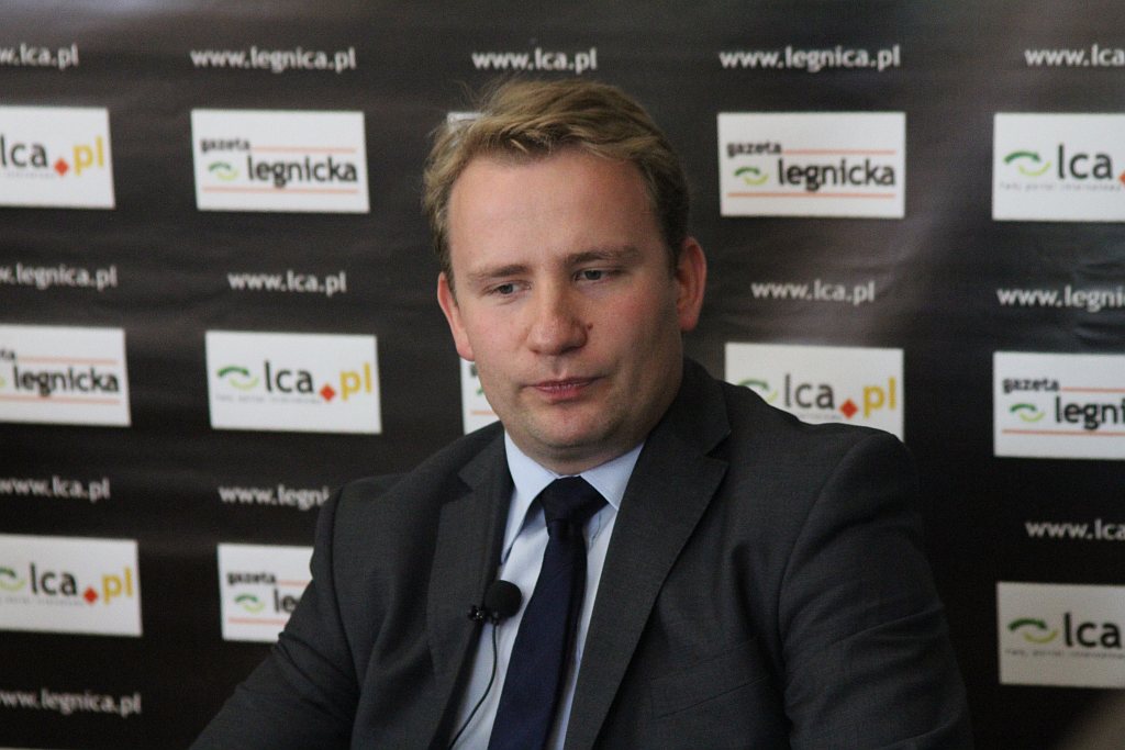 Debaty parlamentarne lca.pl
