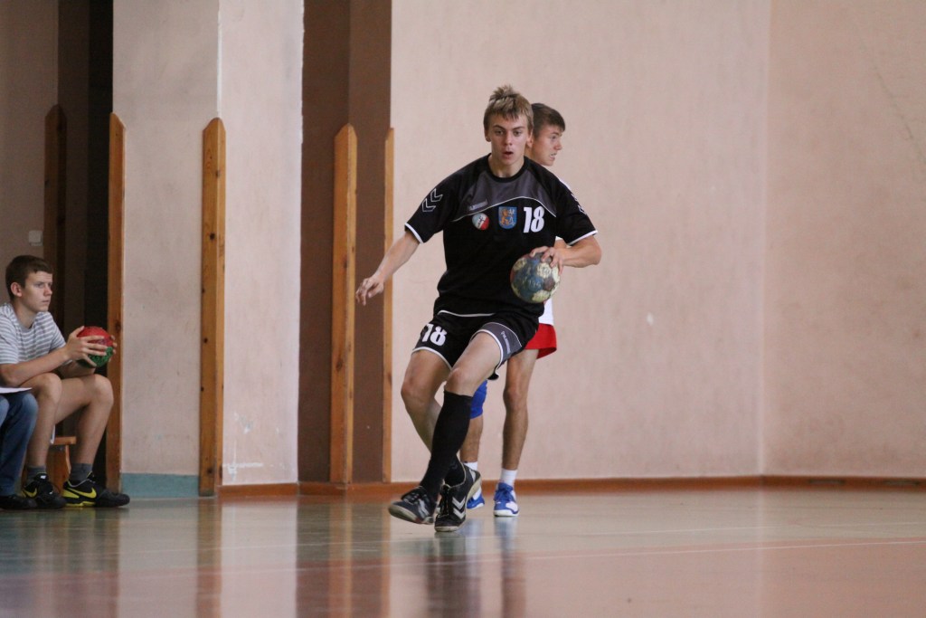 Dwa oblicza juniorów młodszych Siódemki