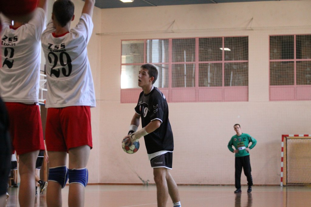 Dwa oblicza juniorów młodszych Siódemki