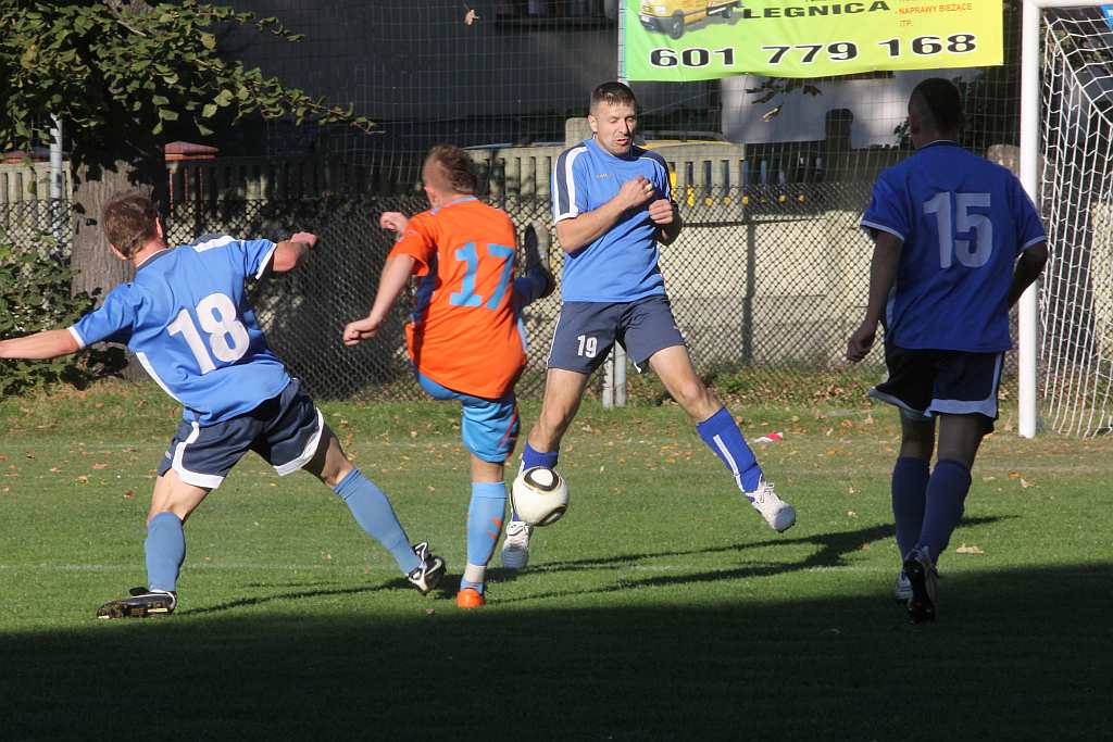 Legnickie Pole - Orzeł 7:1