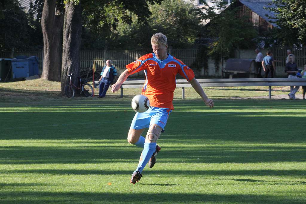 Legnickie Pole - Orzeł 7:1
