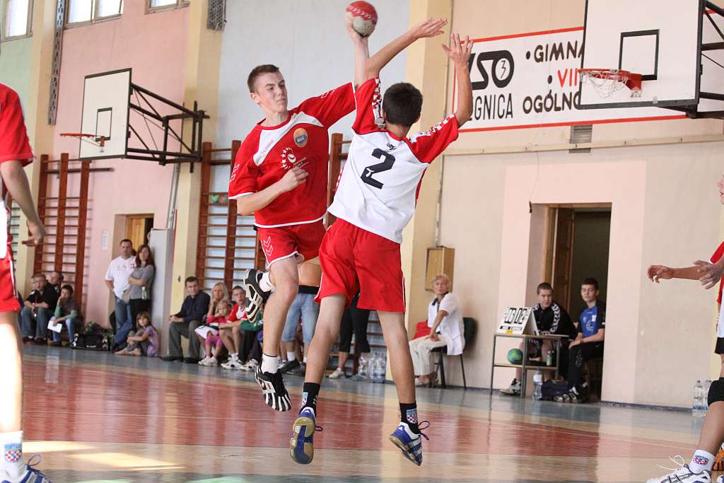 UKS 9 - SPR Chrobry Głogów