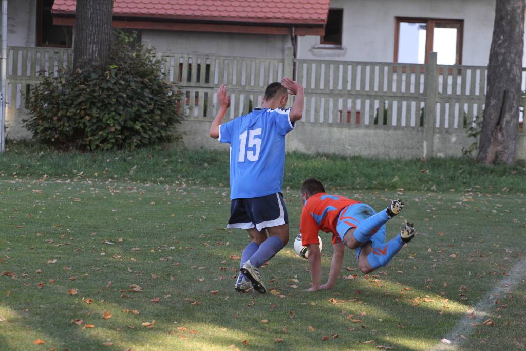 Legnickie Pole - Orzeł 7:1