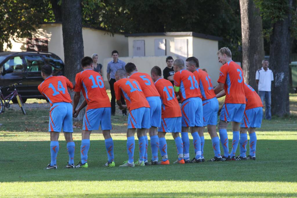 Legnickie Pole - Orzeł 7:1