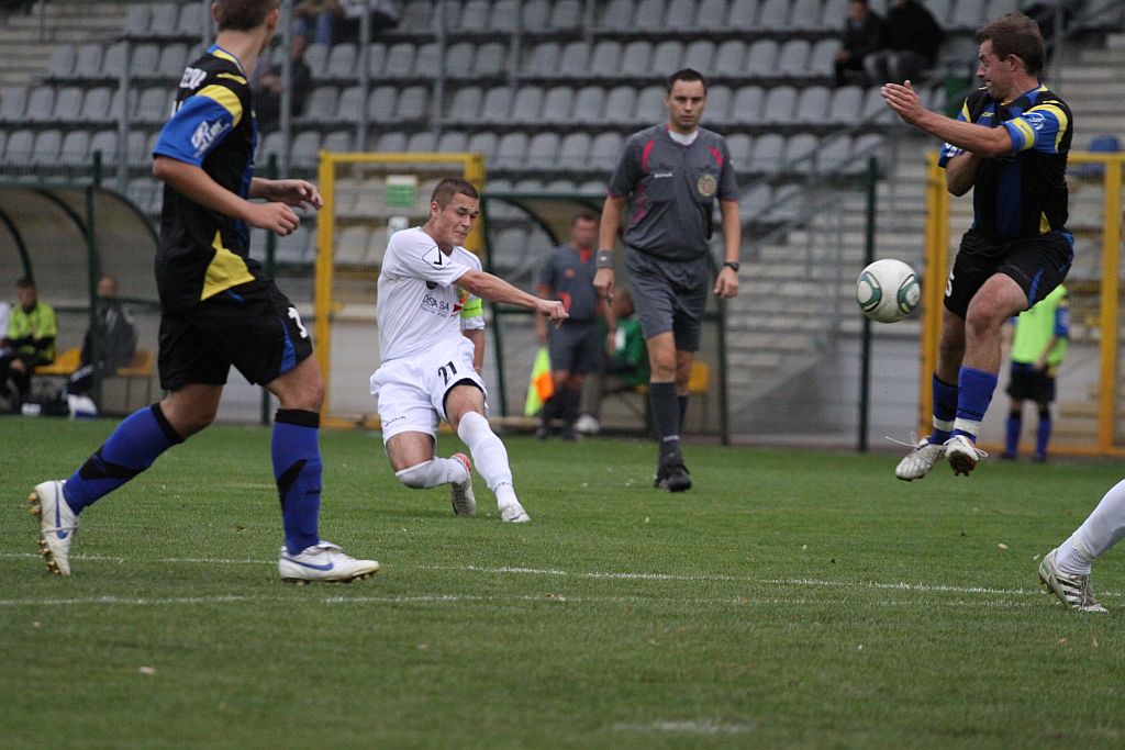 Miedź II - Dąb 5:2