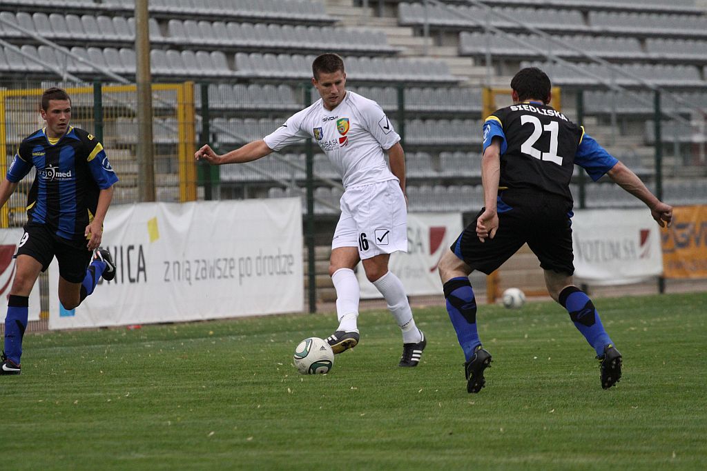 Miedź II - Dąb 5:2