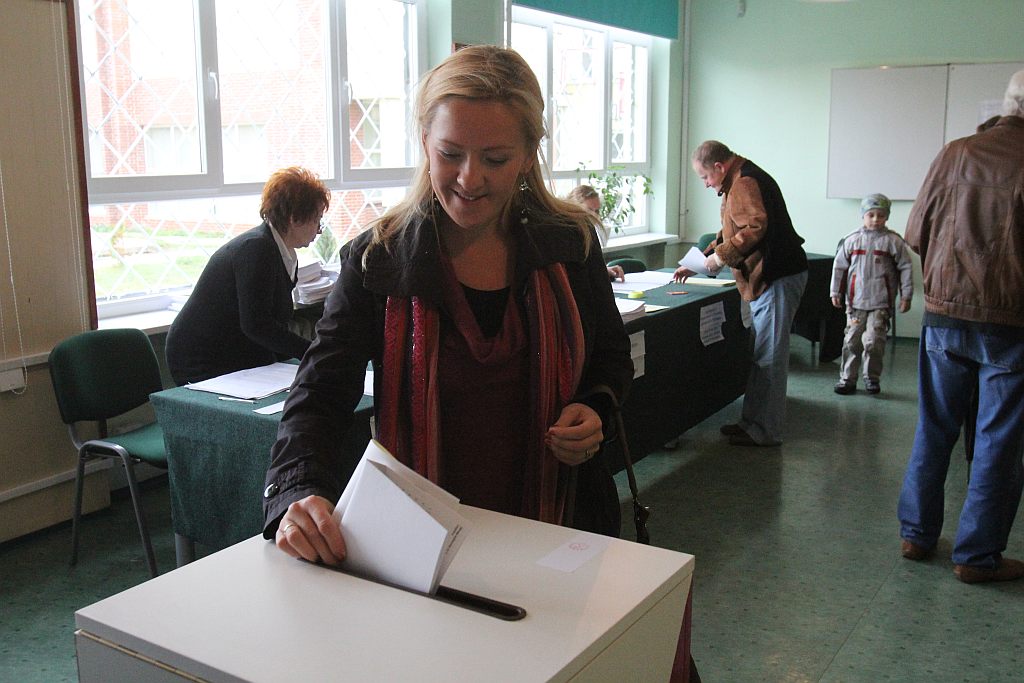 Wybory 2011: Głosowanie