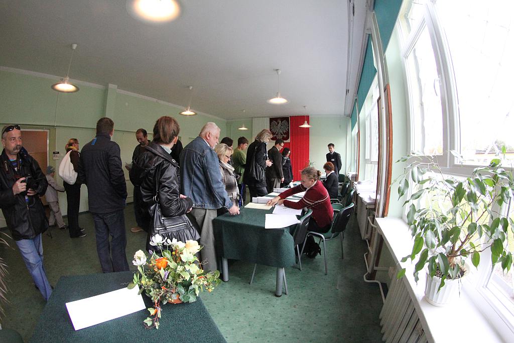 Wybory 2011: Głosowanie